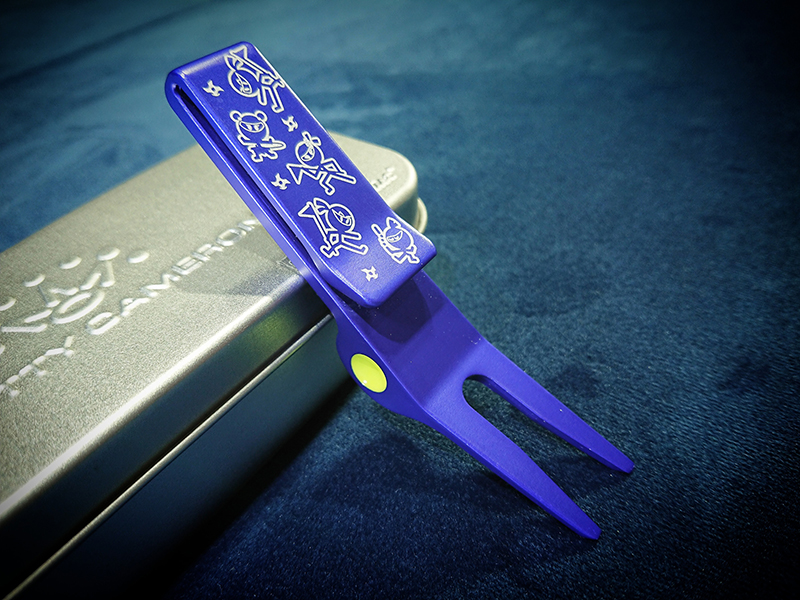 Aero Alignment Tool Bright Dip Violet｜[Official] Scotty Cameron 